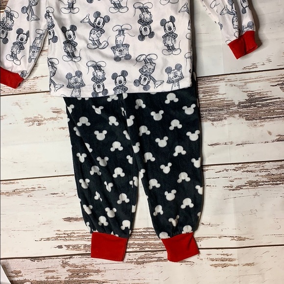 Disney Mickey Fleece Pajama Set 4T - Picture 2 of 4